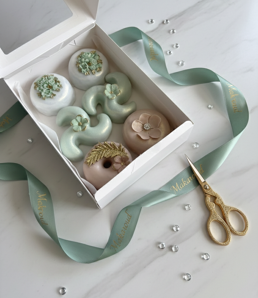 assortiment gâteaux algériens aux amandes et fruits secs